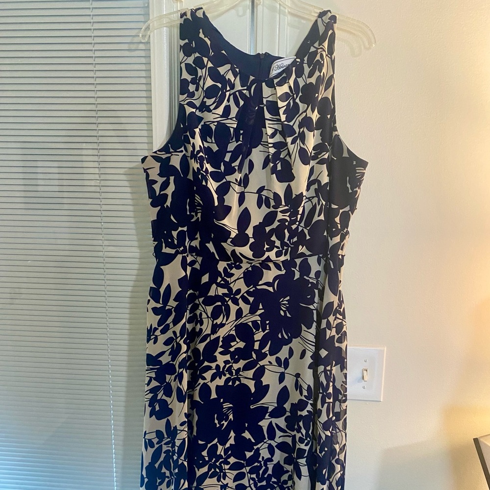 Sleeveless dress